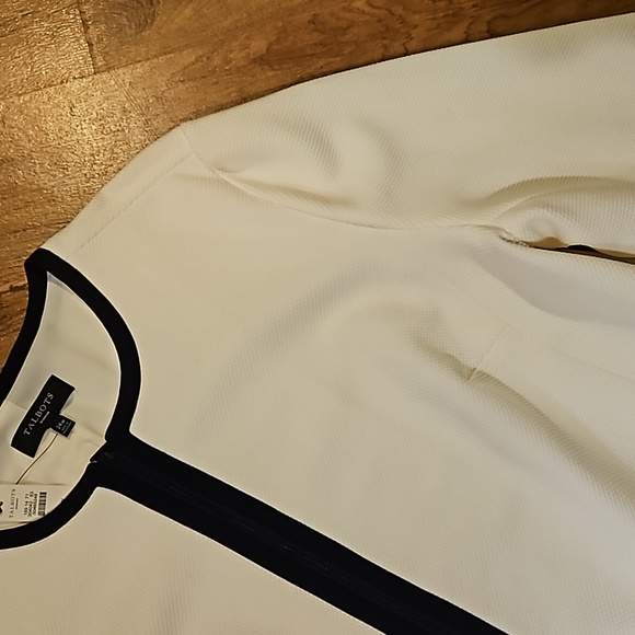 NWT Talbots woman cream blazer/jacket size 24W - Picture 4 of 11